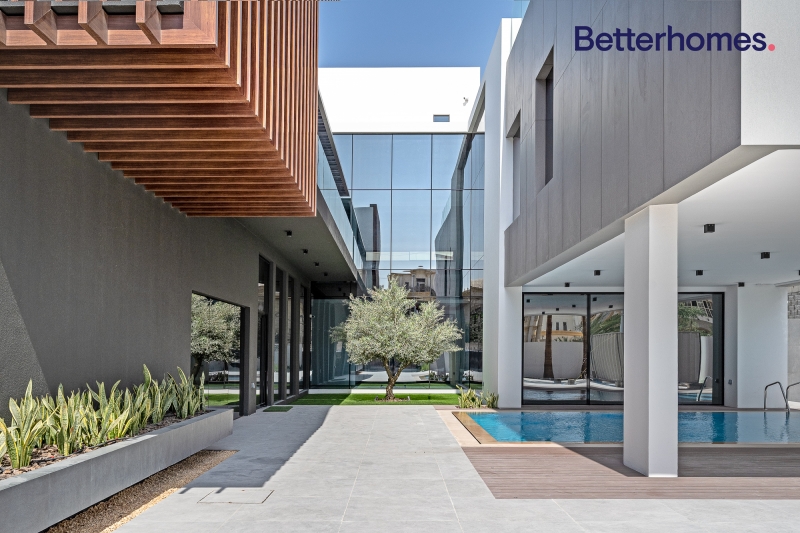 Contemporary Modern | 6BR Villa | Barsha South